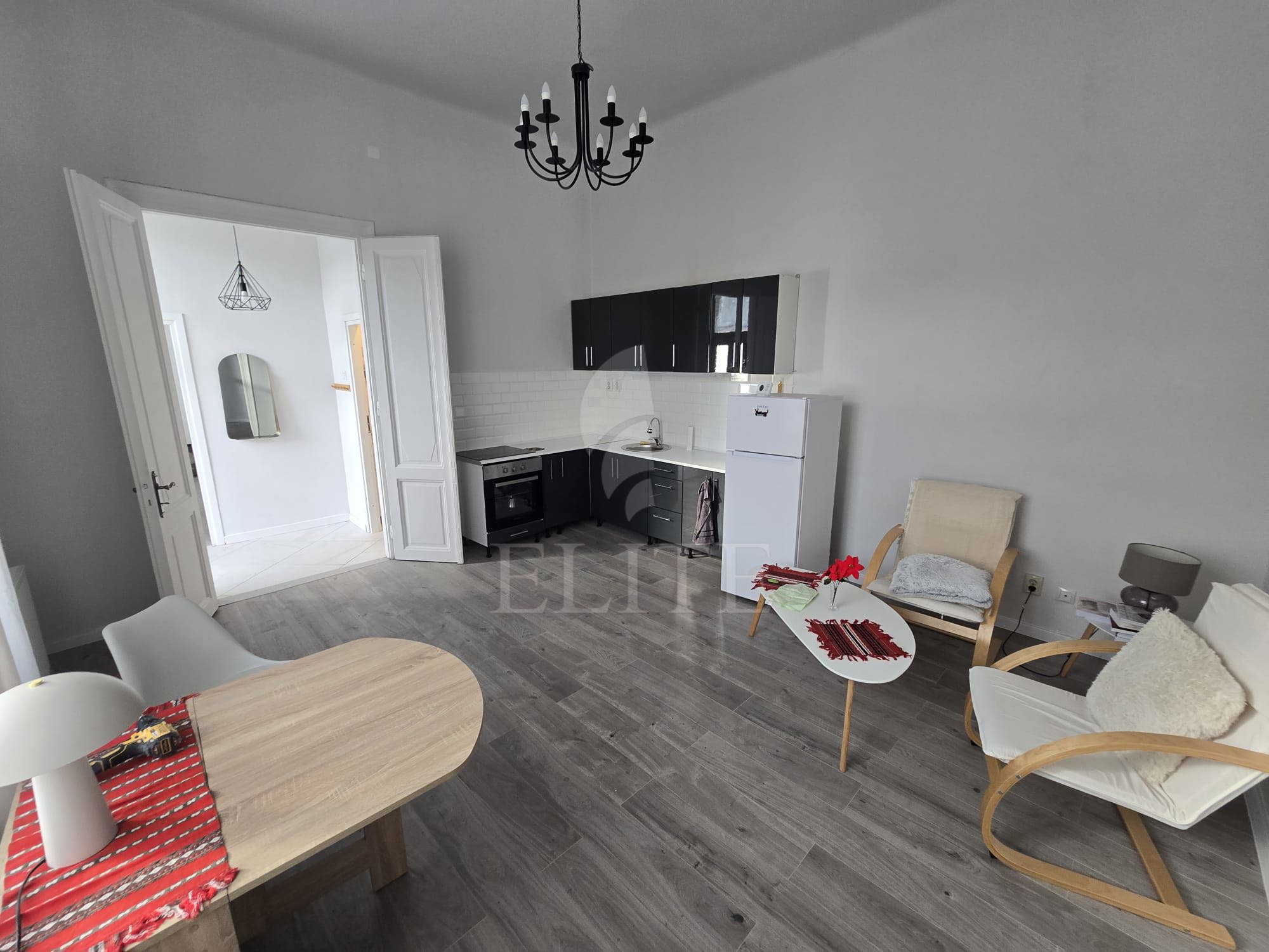 Apartament 3 camere în zona CALEA DOROBANTILOR- TRIBUNAL-1260393