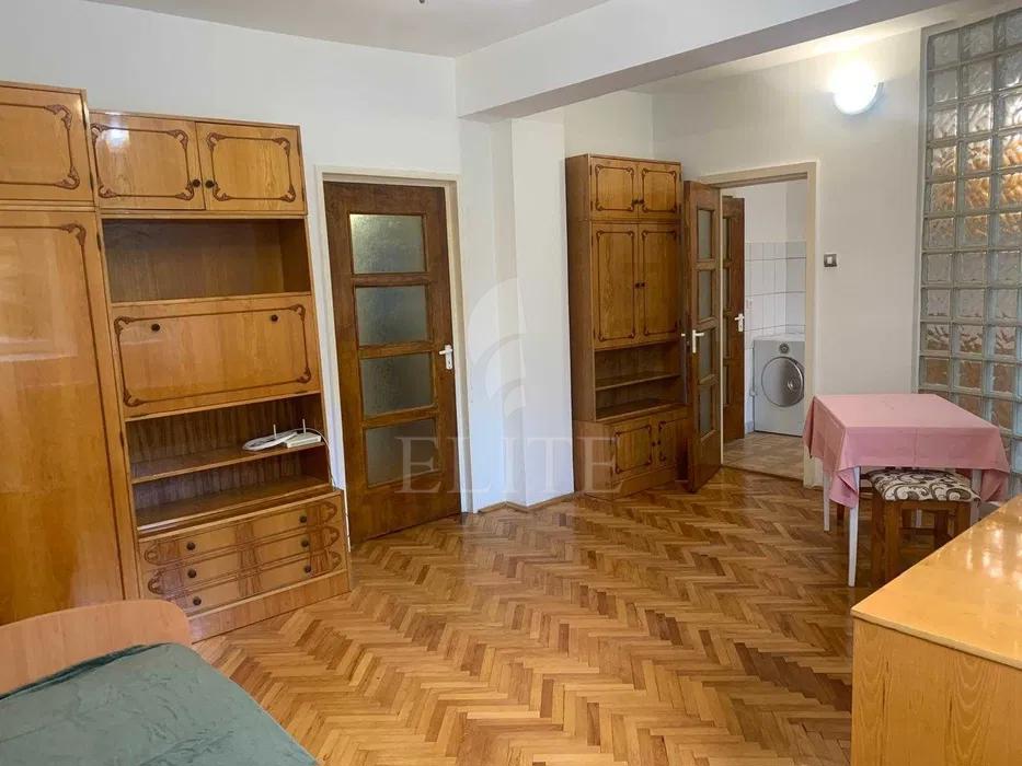 Apartament o camera în zona SPITALUL DE RECUPERARE-1261329