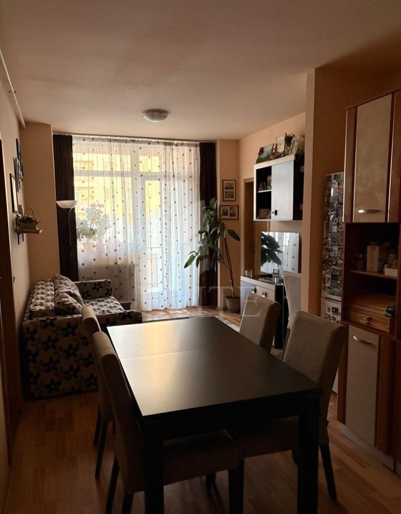 Apartament 3 camere în zona COMPLEX OASULUI-1262248
