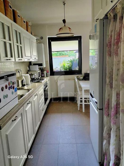 Apartament 3 camere în zona BORHANCI-1263579
