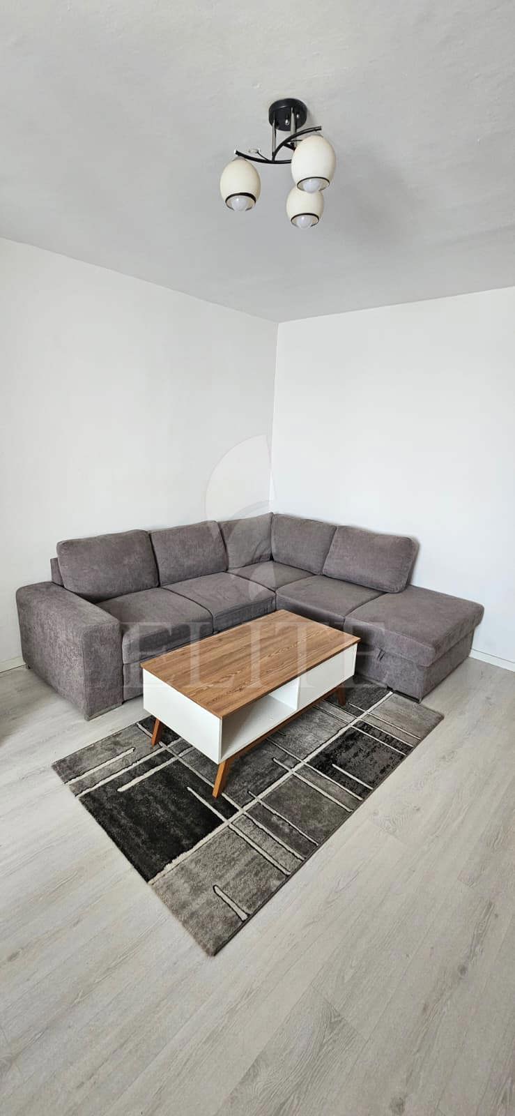 Garsoniera în zona PIATA FLORA-1264463