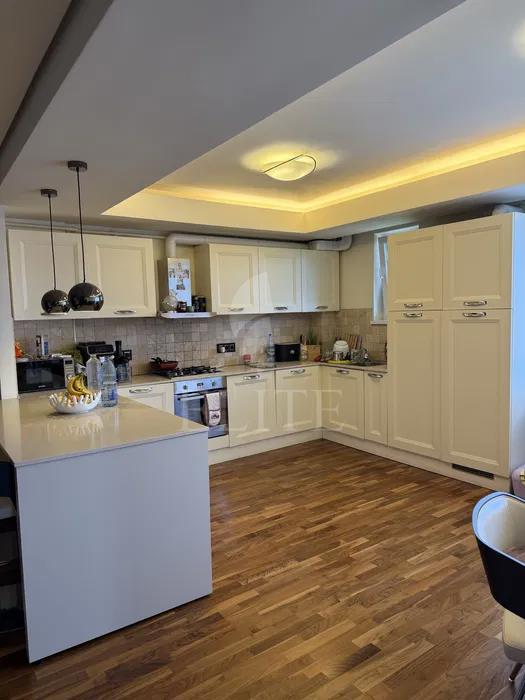 Apartament 3 camere în zona ANDREI MURESANU-1265269