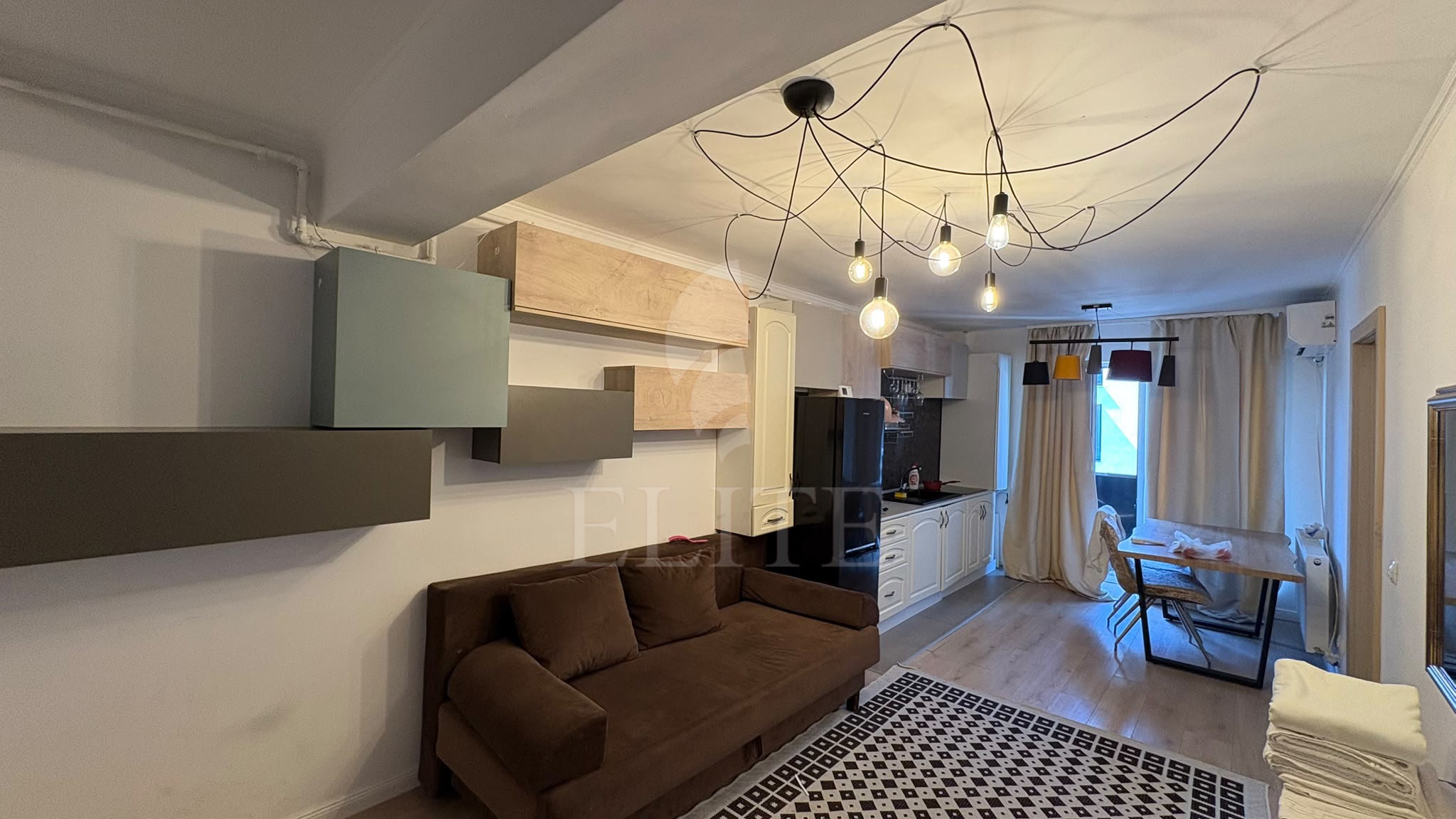Apartament 2 camere în zona DAMBUL ROTUND-1265527
