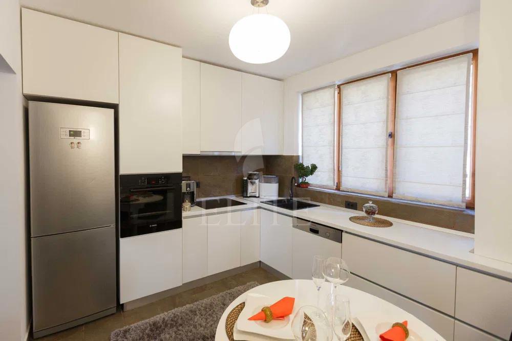 Apartament 3 camere în zona STRAZII EUGEN IONESCU-1265844