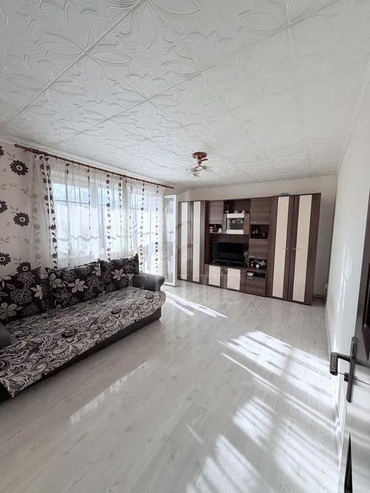 Apartament 3 camere în zona Nora-1266312