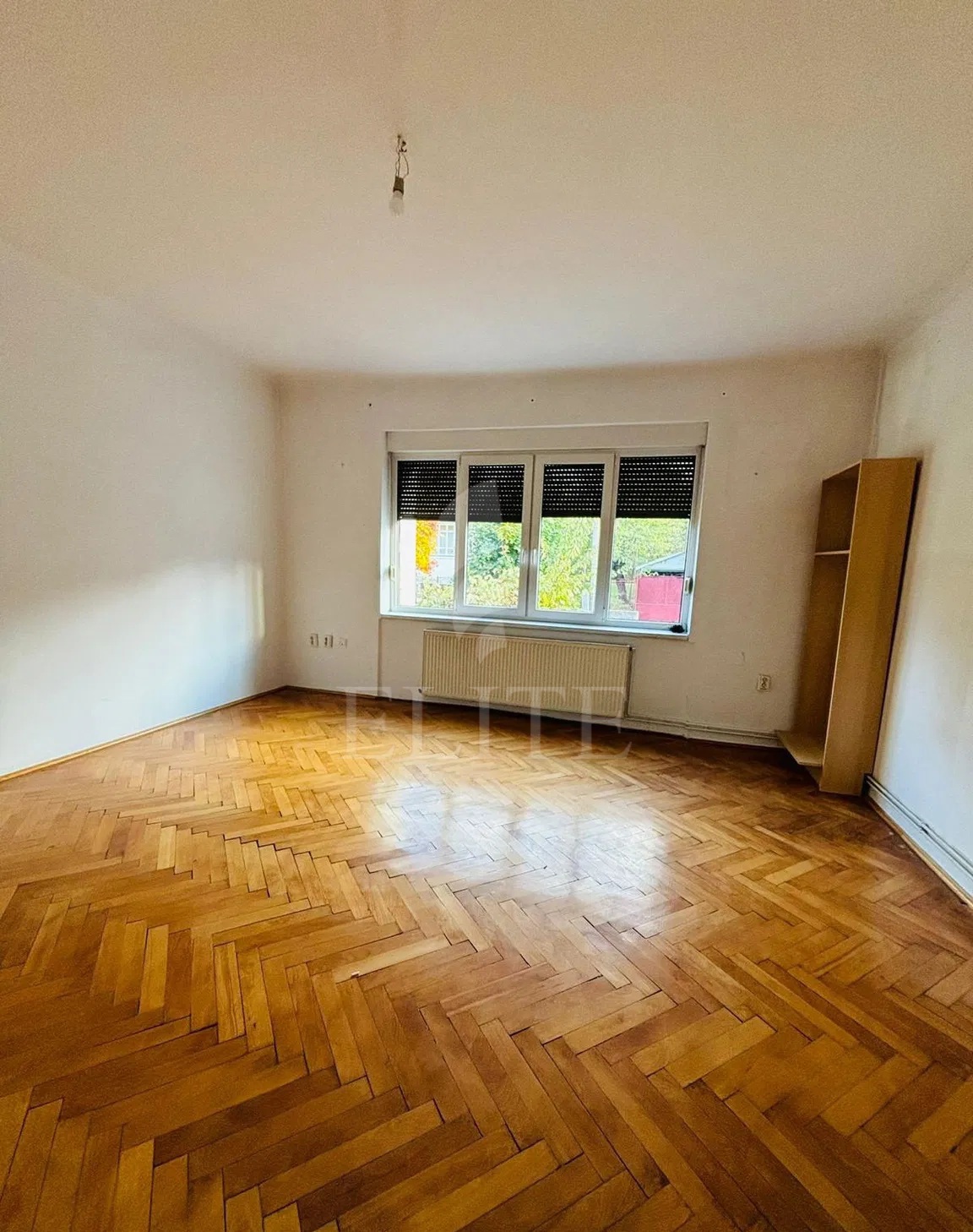Apartament 2 camere în zona ANDREI MURESANU-1266346