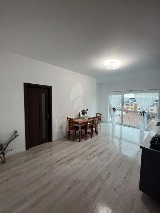 Apartament 3 camere în zona SEMICENTRALA HOREA-1266389