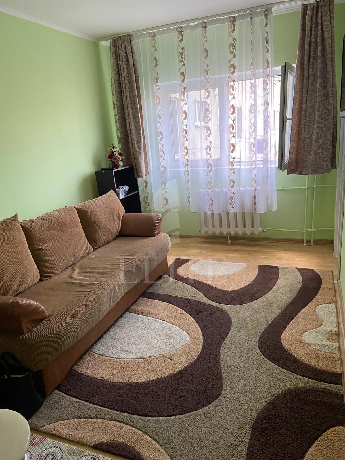 Garsoniera o camera în zona CERNEI-1266849