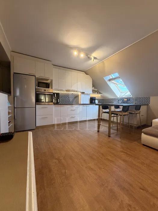 Apartament 3 camere în zona STRAZII EDGAR QUINET-1267393