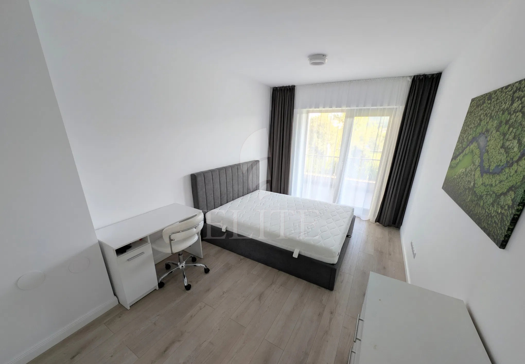 Apartament 3 camere în zona HOTEL TULIP-1267501