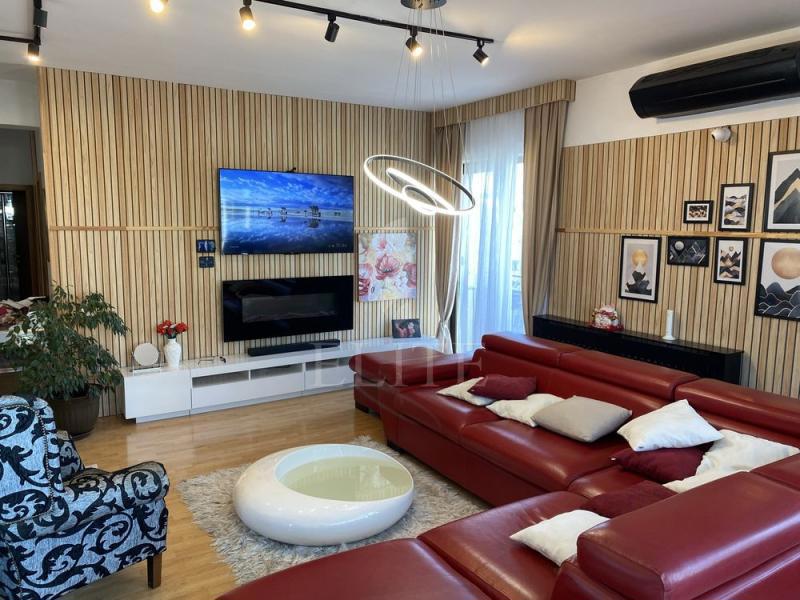 Apartament 4 camere în zona PIATA FLORA-1269063