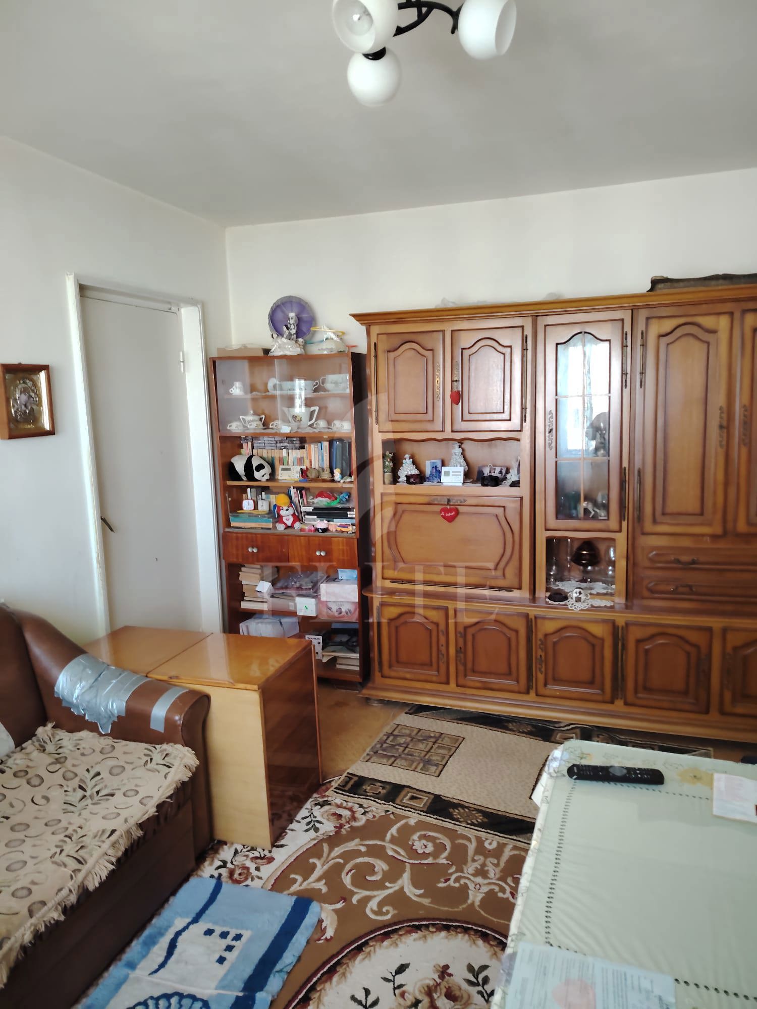 Apartament 2 camere în zona STRAZII PARANG-1269575