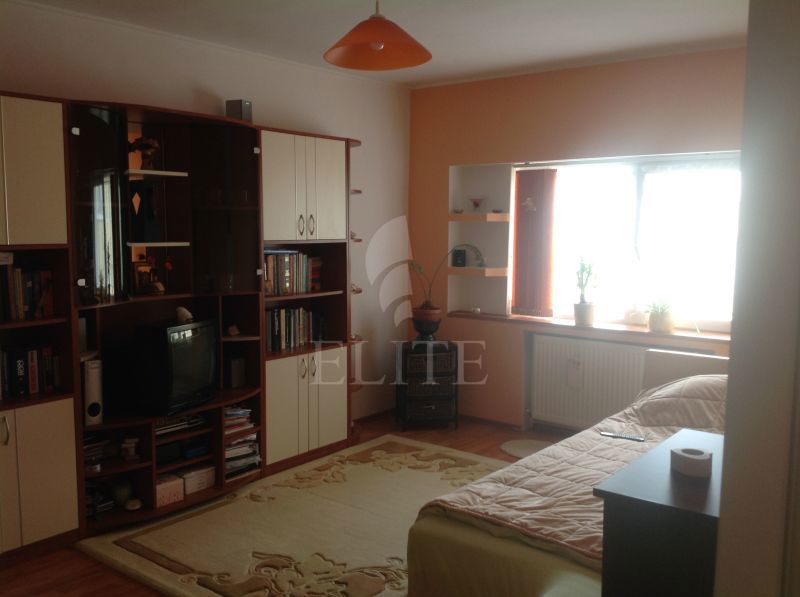 Apartament o camera în zona BILLA-1270141