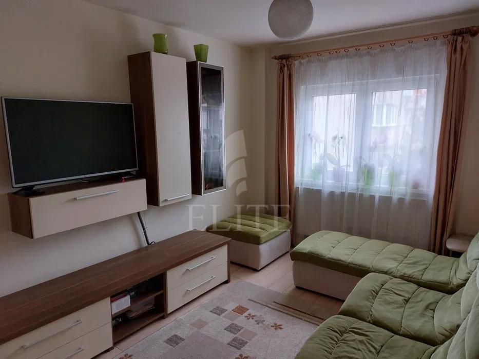 Apartament 4 camere în zona PLOPILOR-1271794