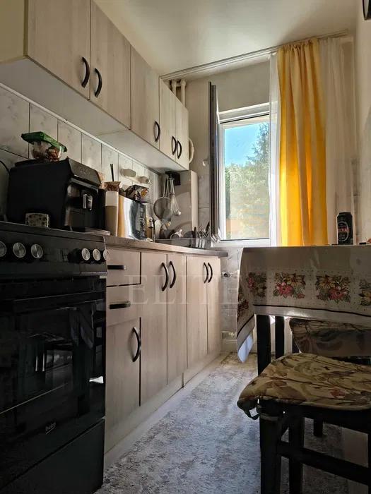 Apartament 3 camere în zona MC DONALDS-1272373