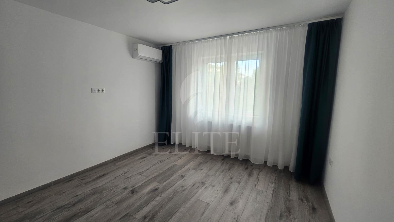 Apartament 2 camere în zona str. Paris-1272877