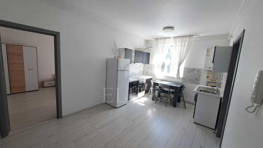 Apartament 2 camere în zona HOTEL ATHOS-1273973