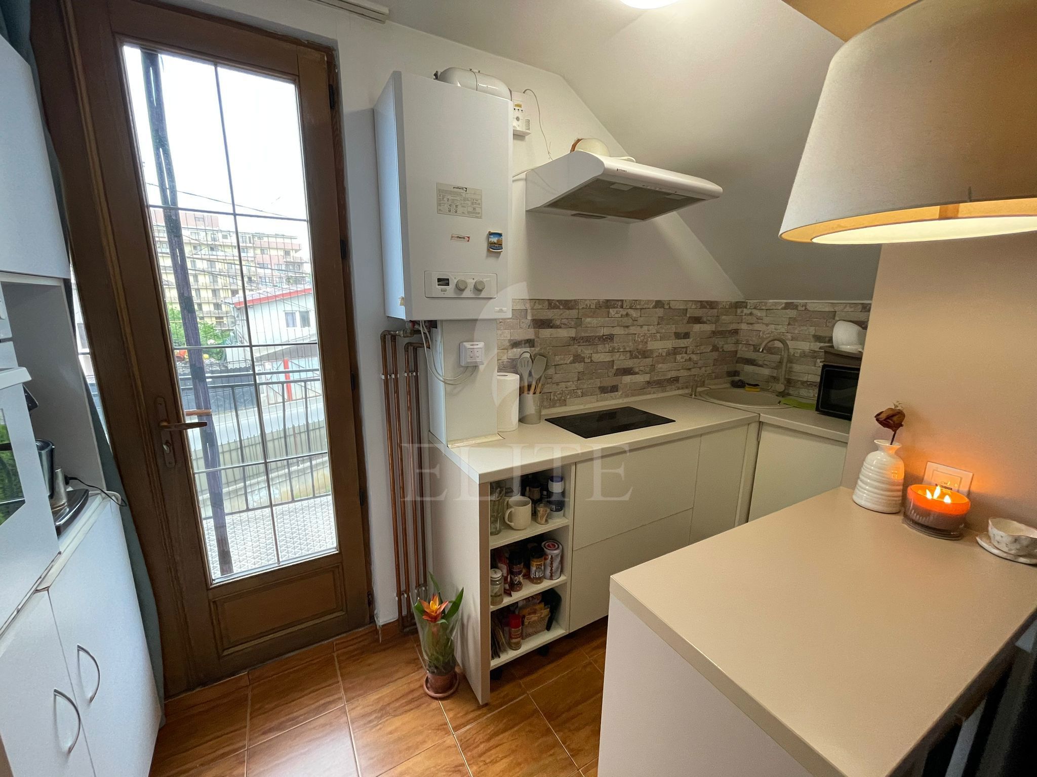 Garsoniera în zona INTRE LACURI-1275757