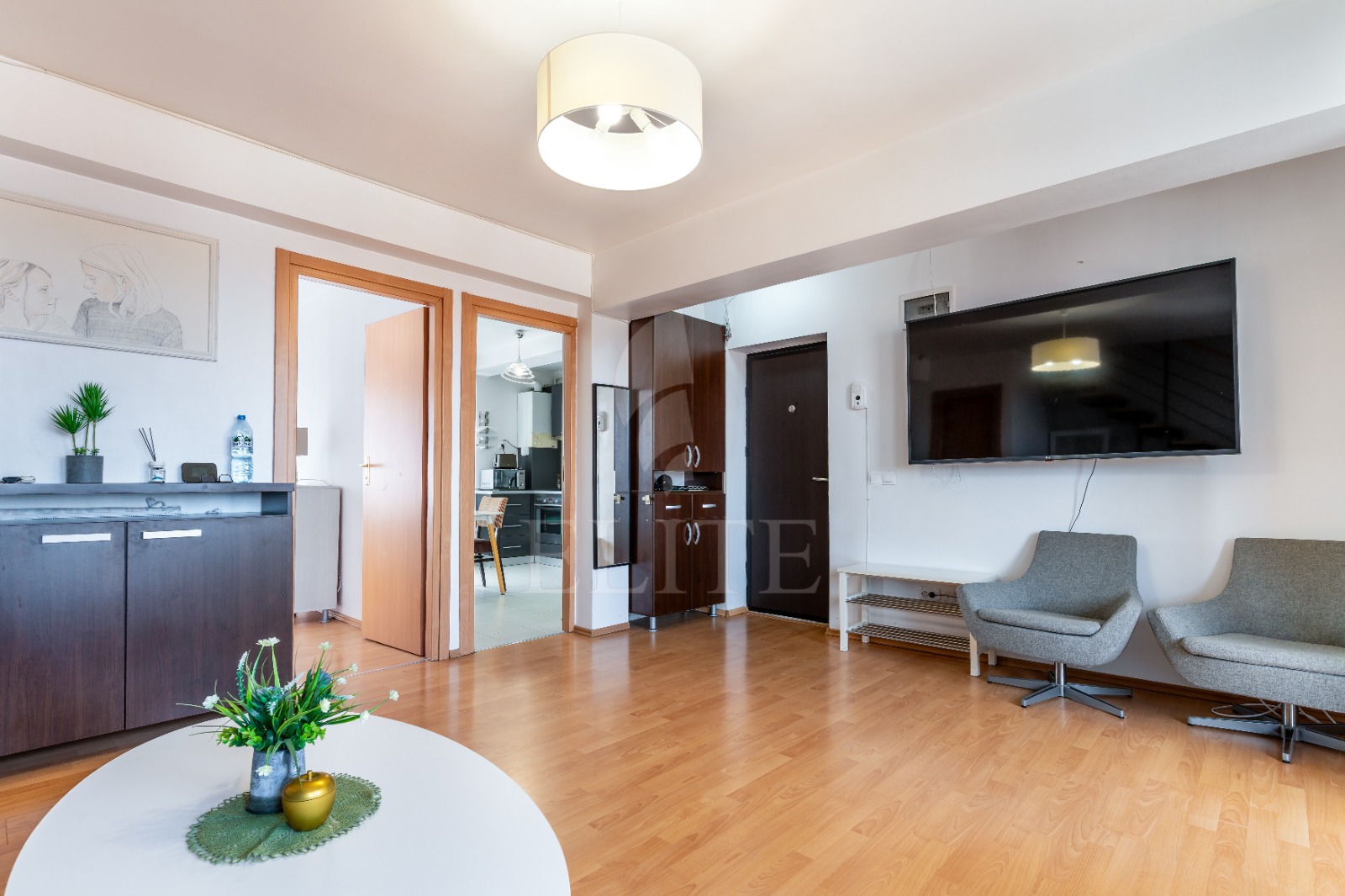 Apartament 4 camere în zona EUROPA-1276085