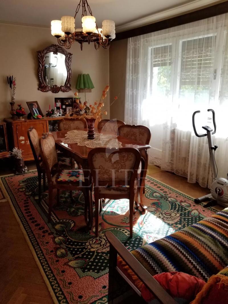 Apartament 4 camere în zona COMPLEX NORA-1276609
