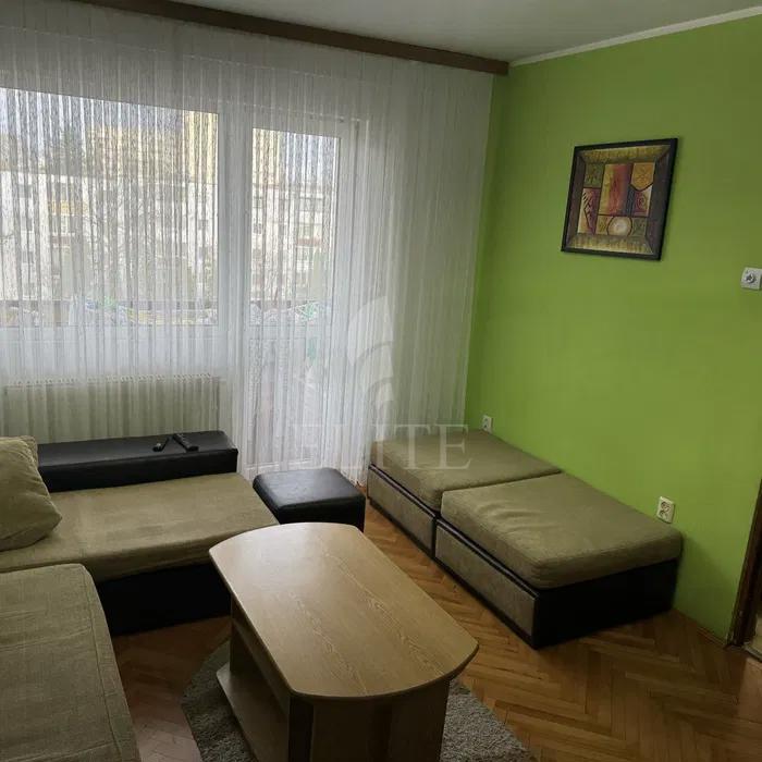 Apartament 3 camere în zona COLINA-1276904