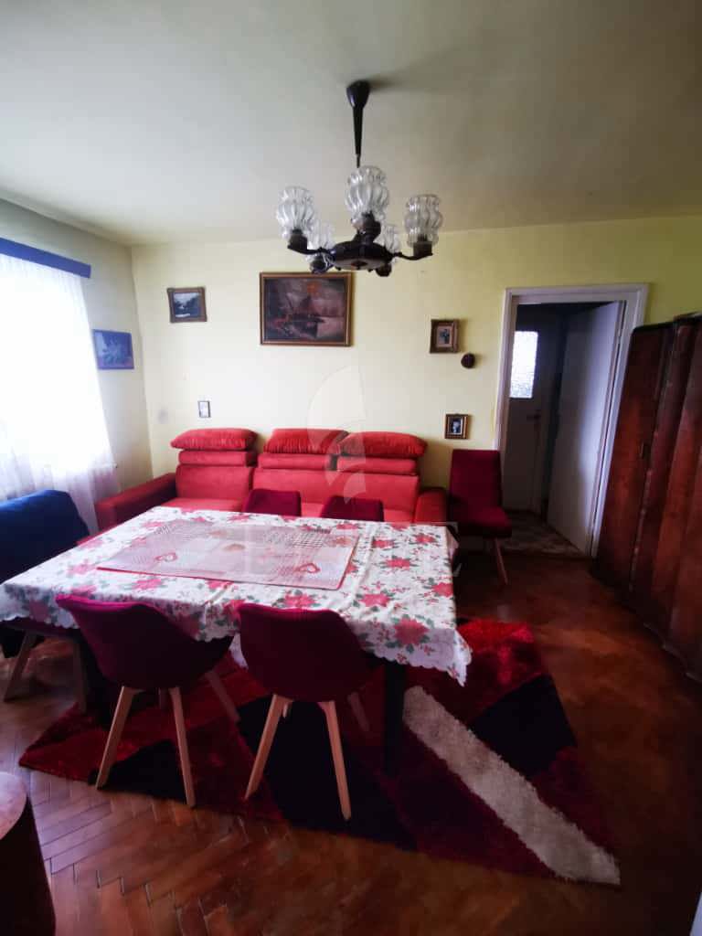 Apartament 3 camere în zona COLINA-1276909