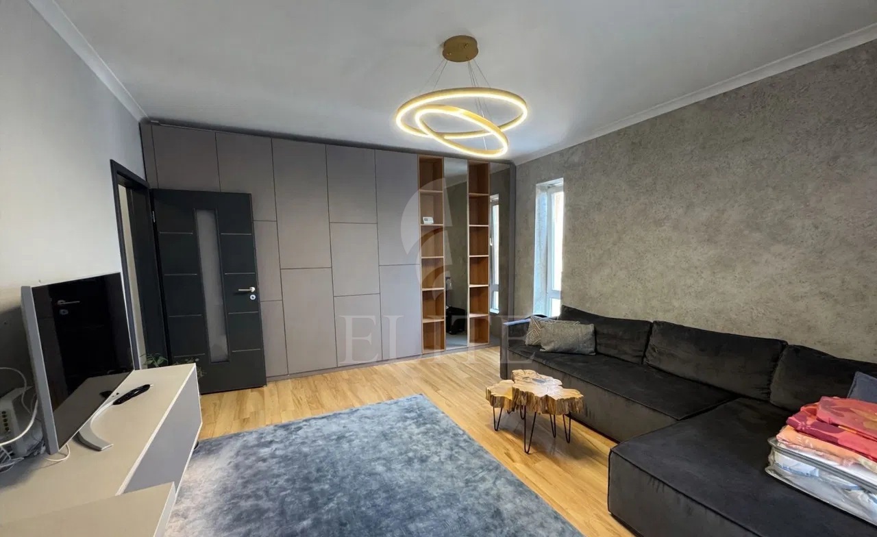 Apartament 2 camere în zona COMPLEX DIANA-1276967