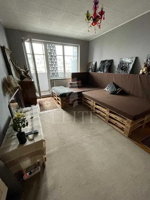 Apartament 2 camere în zona STRAZII SCARISOARA-1277087