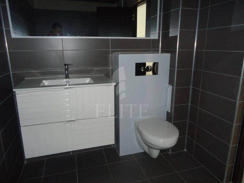 Apartament 3 camere în zona SEMICENTRALA-1277110