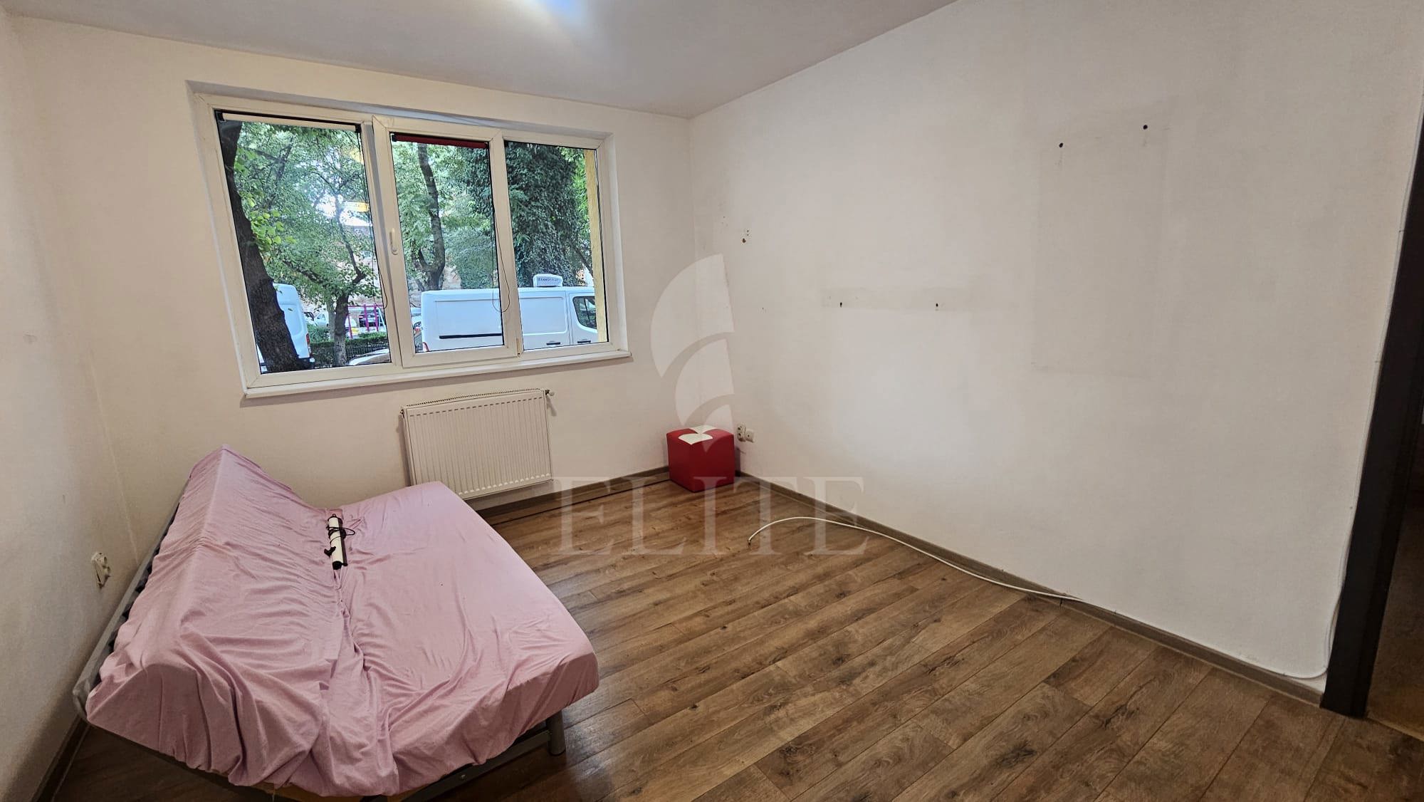 Apartament 2 camere în zona SEMICENTRALA-1277710