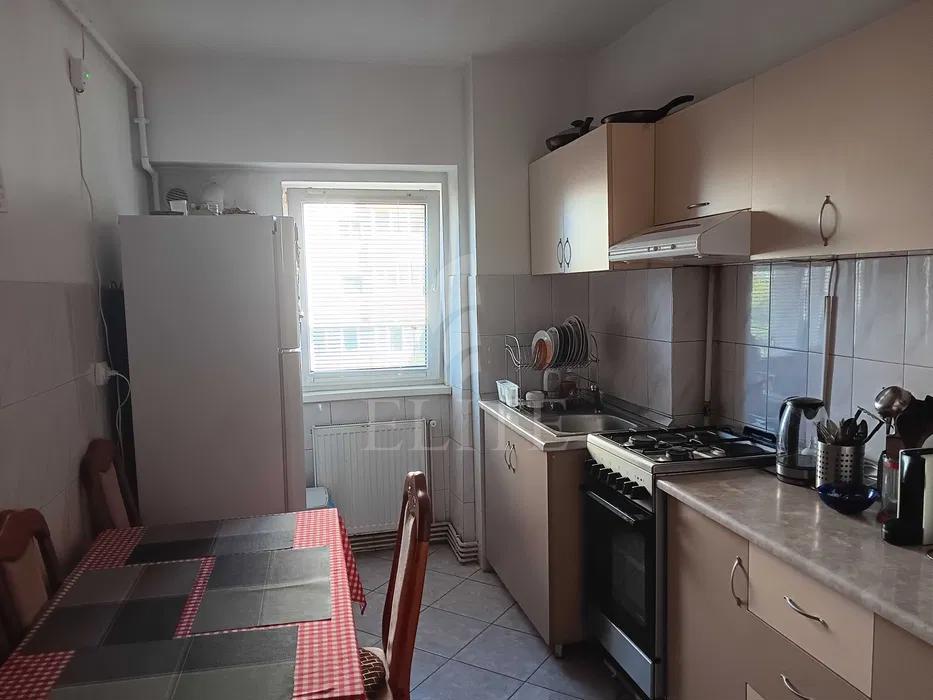 Apartament 3 camere în zona PIATA ZORILOR-1278015