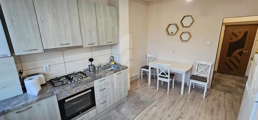 Apartament o camera în zona GRUIA-1279268