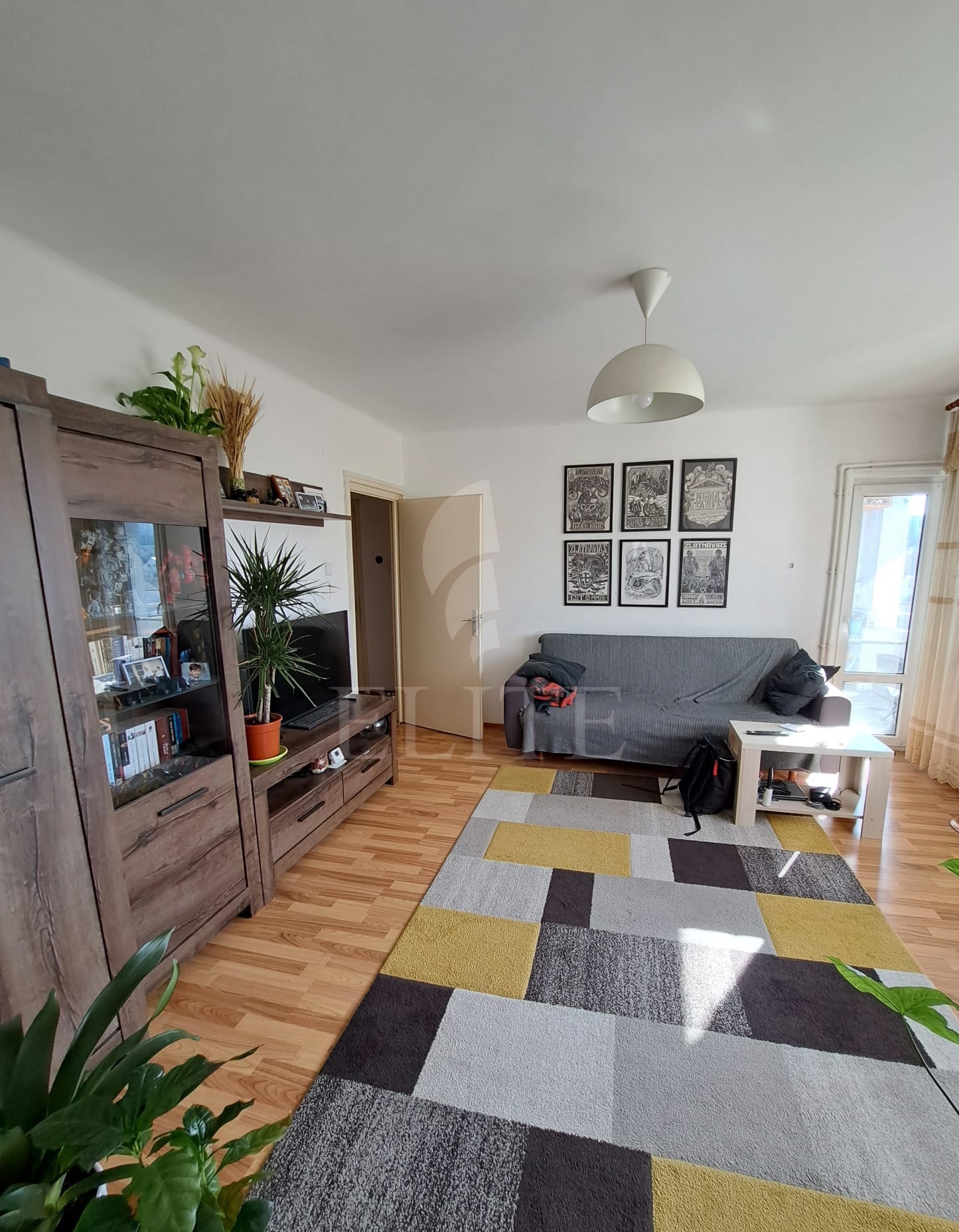 Apartament 2 camere în zona PLOPILOR-1279532