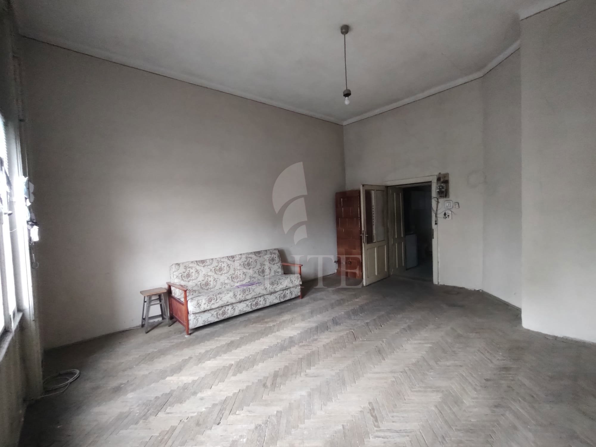 Apartament o camera în zona CAMERA DE COMERT-1280784
