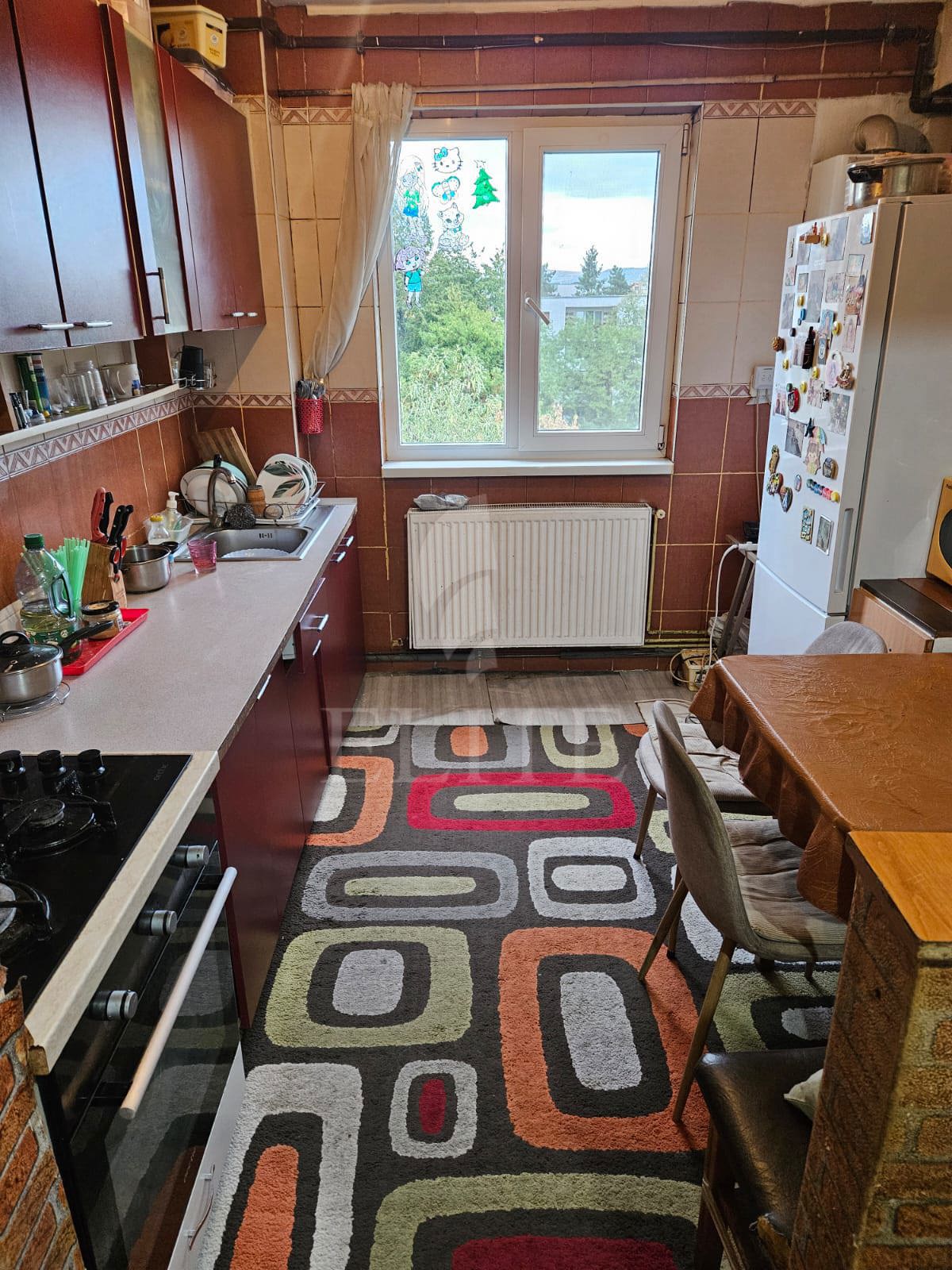 Apartament 3 camere în zona HERMES-1281692