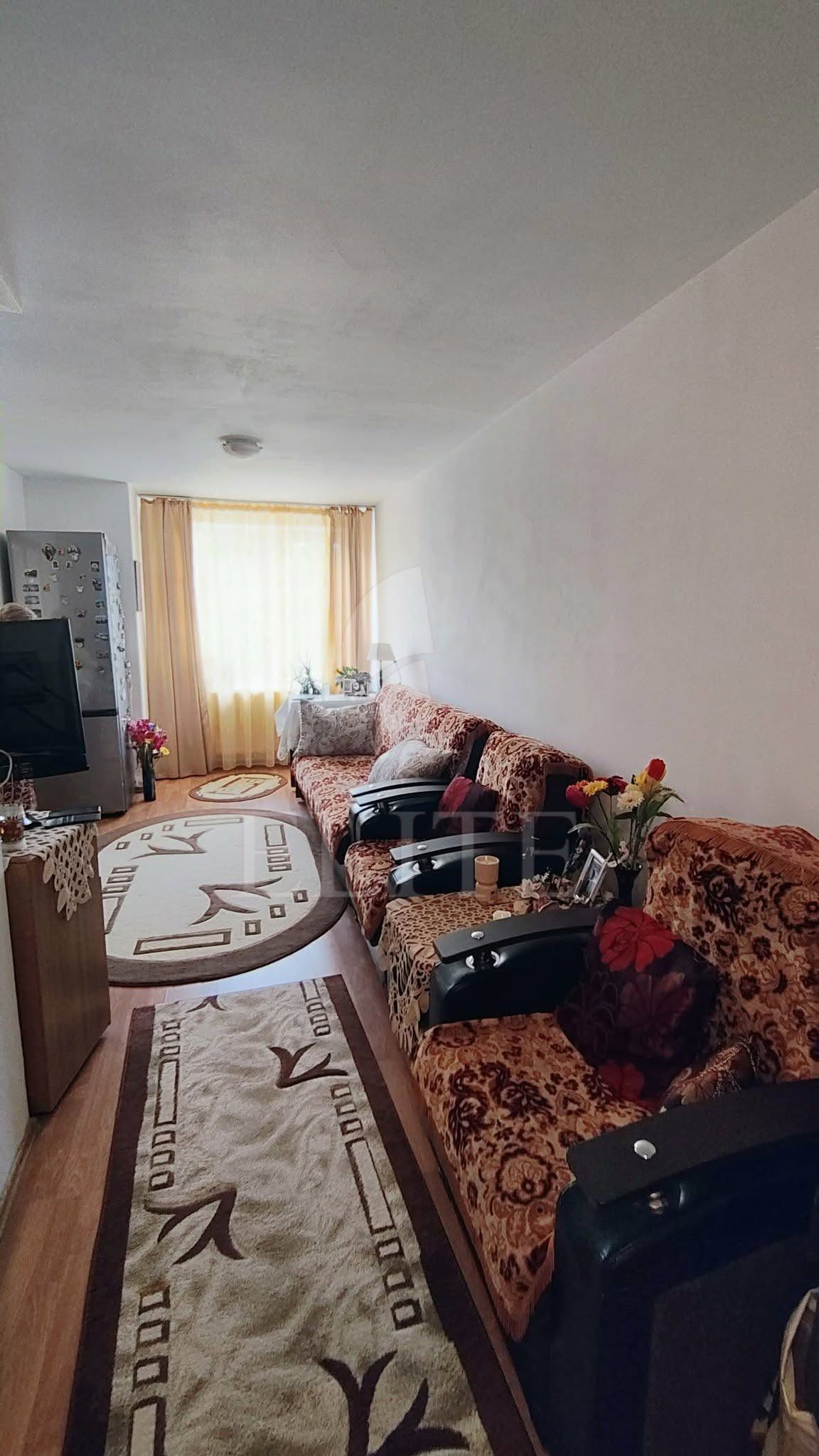 Apartament 2 camere în zona COMPLEX OASULUI-1281736
