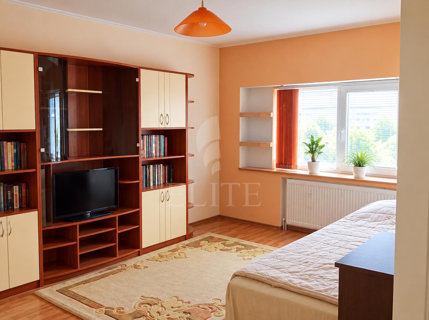 Apartament o camera în zona BILLA-1281993
