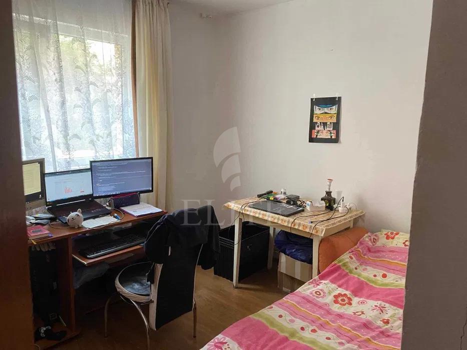 Apartament 2 camere în zona HOTEL PARADIS-1282612