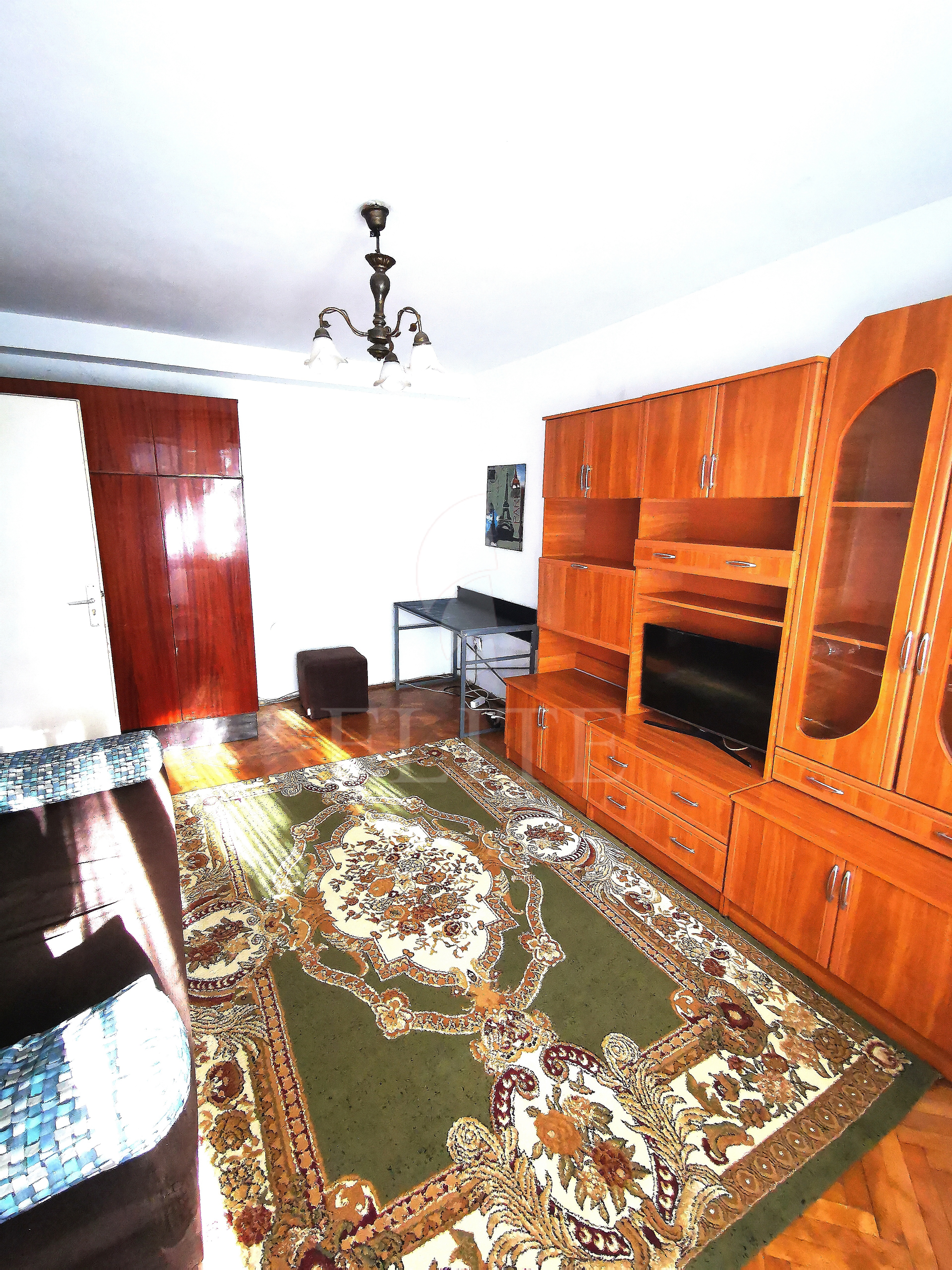 Apartament 2 camere în zona STRAZII CALEA FLORESTI-1283475