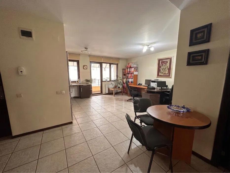 Apartament 3 camere în zona STRAZII MALINULUI-1284569