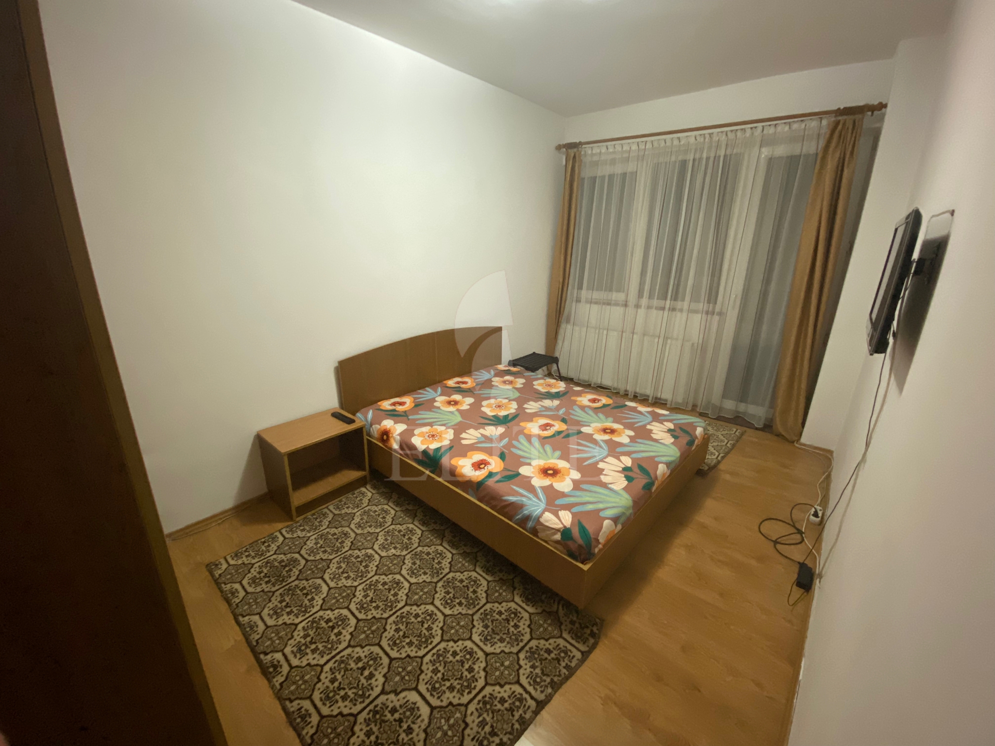 Apartament 2 camere în zona HOTEL TULIP-1284910