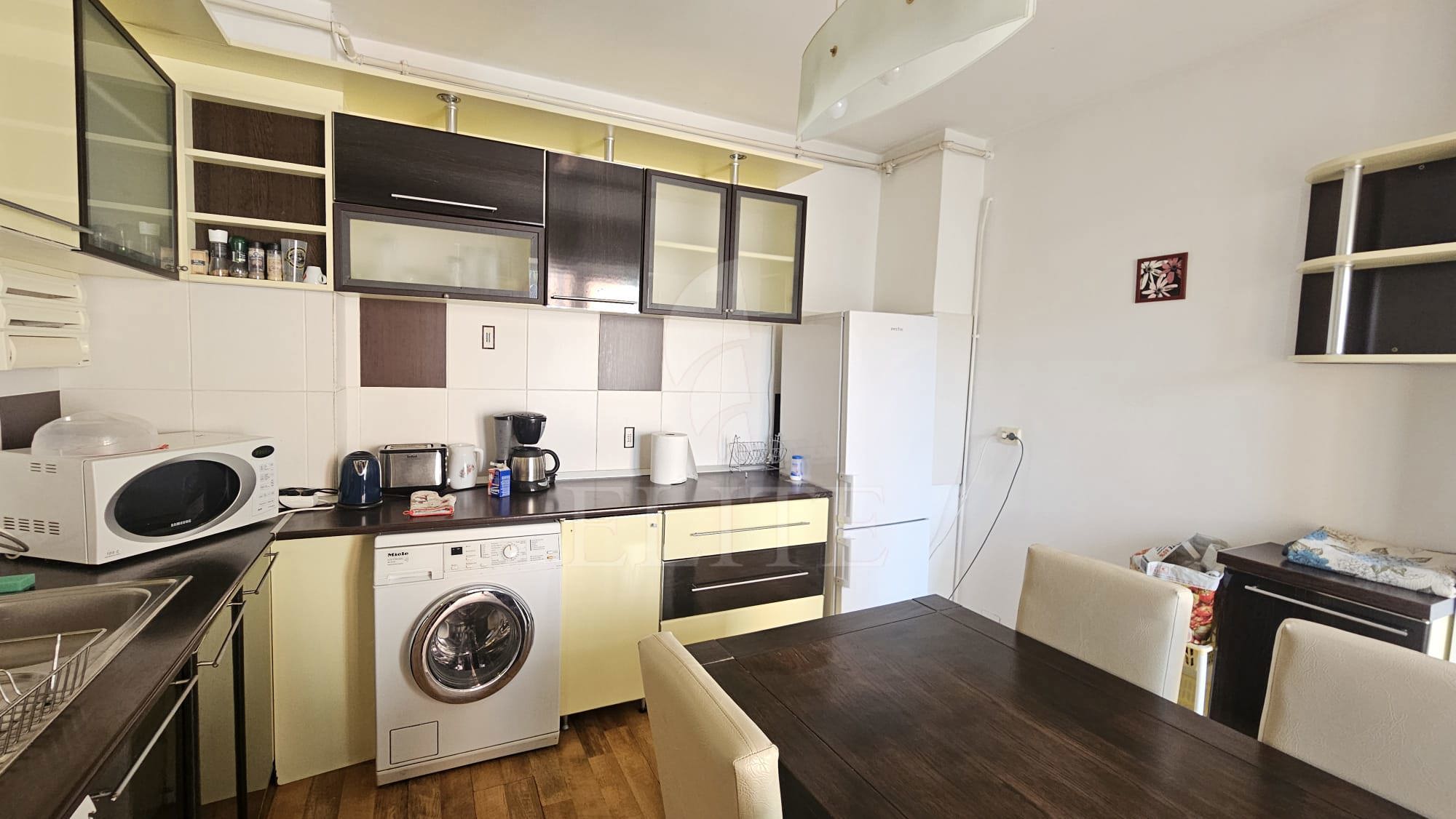 Apartament 4 camere în zona str. Observatorului-1285230