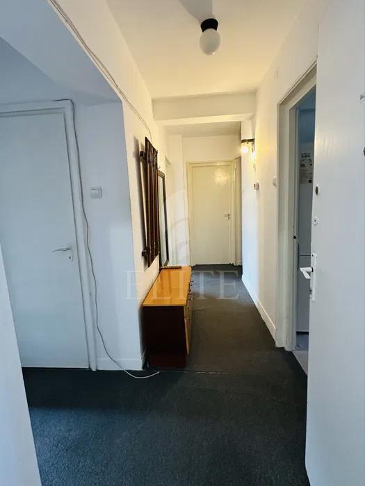 Apartament 4 camere în zona HOTEL ROYAL-1286735
