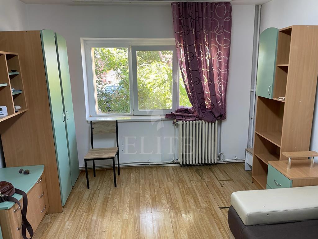 Apartament 3 camere în zona Facultatea de Medicina-1287769