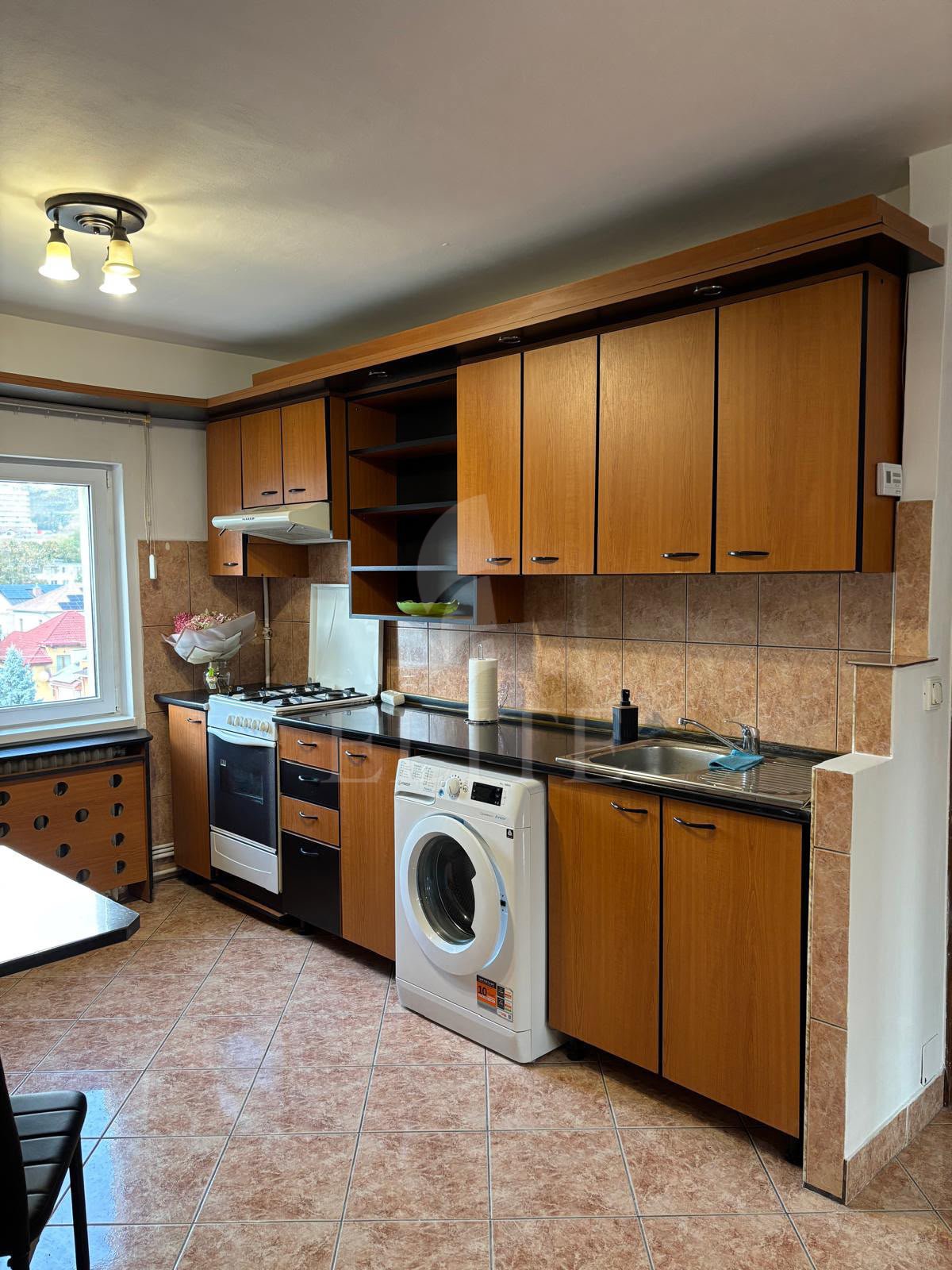 Apartament 3 camere în zona BIOMEDICA-1289040