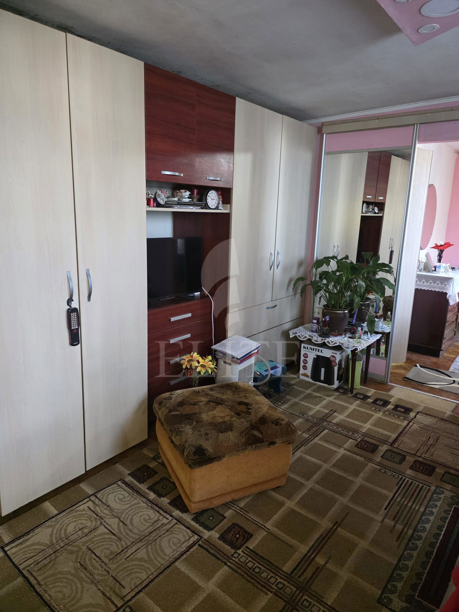 Apartament 2 camere în zona COMPLEXUL HERMES-1289182