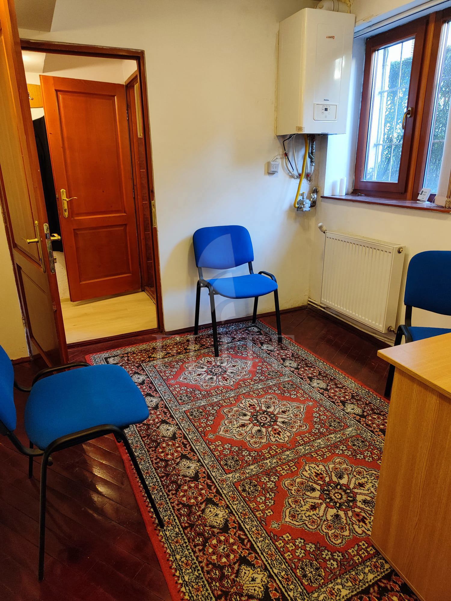 Apartament o camera în zona CALEA DOROBANTILOR-1290396