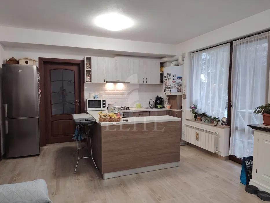 Apartament 3 camere în zona COLONIA BORHANCI-1292559