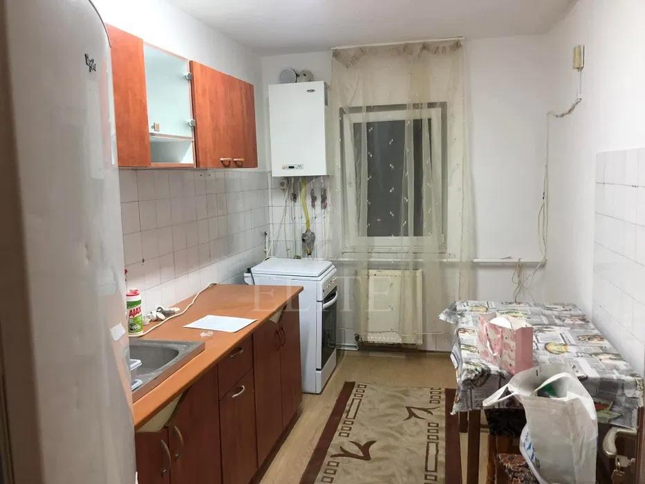 Apartament 3 camere în zona STRAZII TASNAD-1292718
