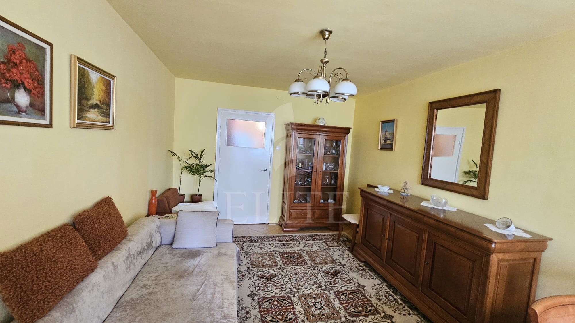 Apartament 2 camere în zona Str. Unirii - Parc Detunata-1292893
